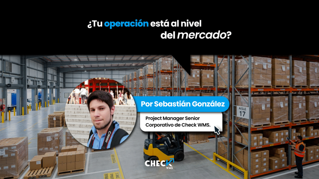 Comparación de bodega desordenada vs bodega organizada con métricas de inventario y picking